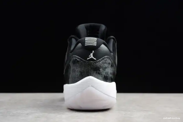 Air 11 Retro 528895-010 Low Jordan 